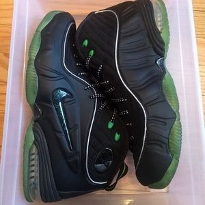 Penny Hardaways size 9.5